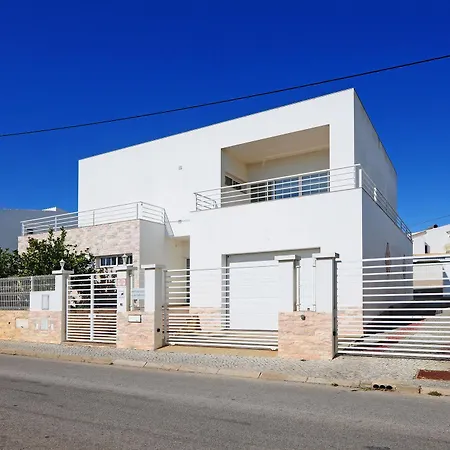 Villa Salvador *