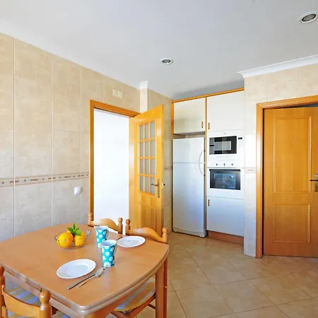 Salvador Villa *